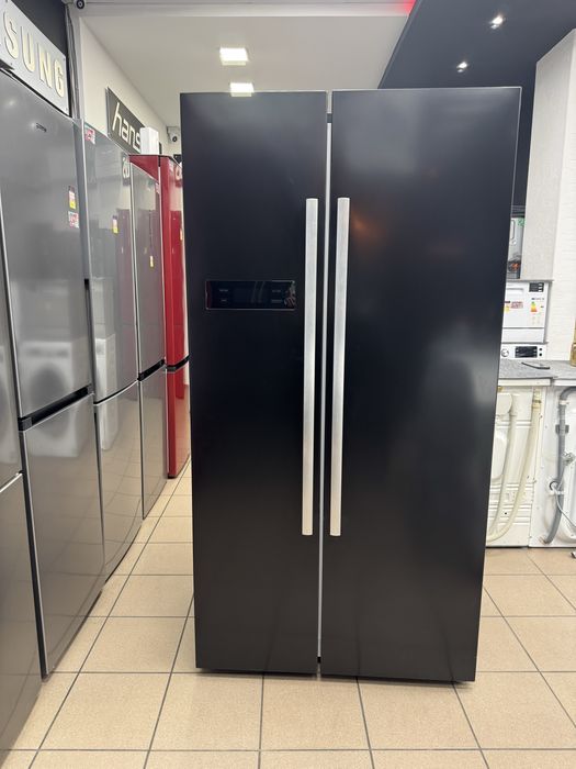 Хладилник с фризер Side by side Hanseatic A+++