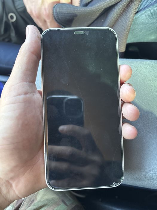 Iphone 12  срочно 55 000 мын