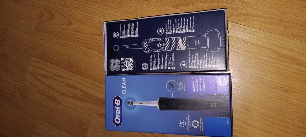 Periuta electrica ORAL B,sigilata