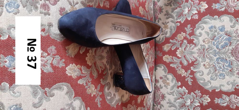 Продавам маркови дамски обувки