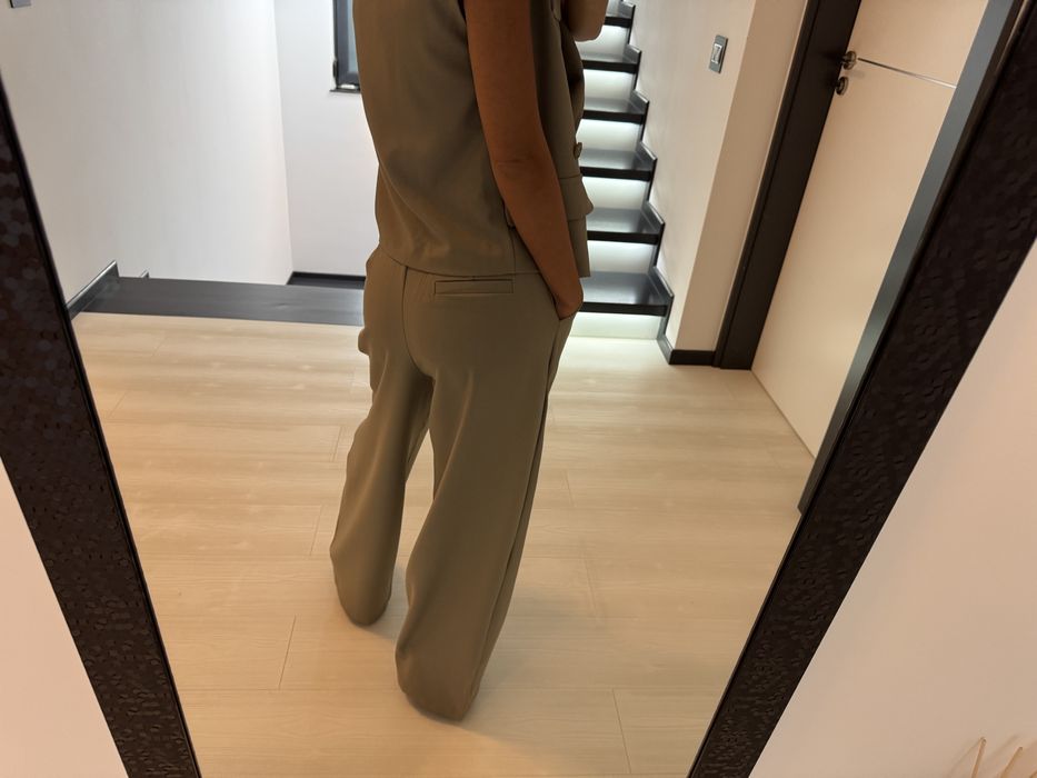 Set crem sacou pantaloni