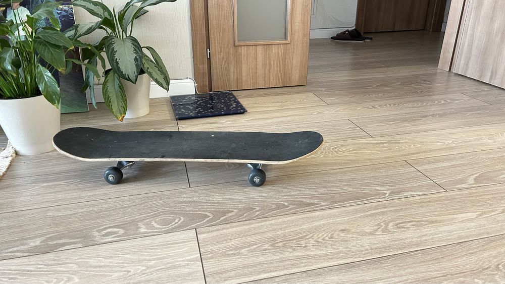 Продам скейтборт