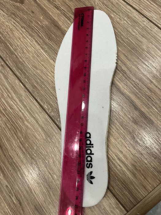 Продам кроссовки Adidas samba оригинал