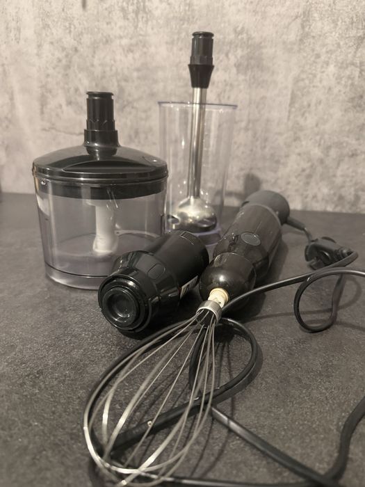 Mixer vertical Bosch 1000W + vidat