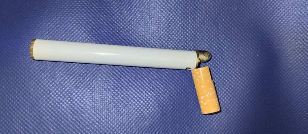 Газовая зажигалка