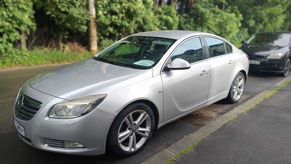 Opel Insignia Sport/Tour 2011