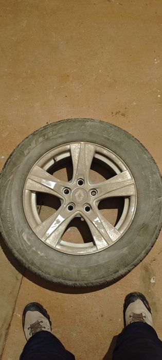 Продам колеса от Рено Дастер.