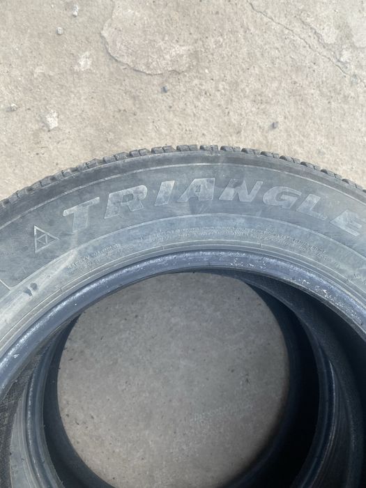 Срочно продам летние шины 235/60R18