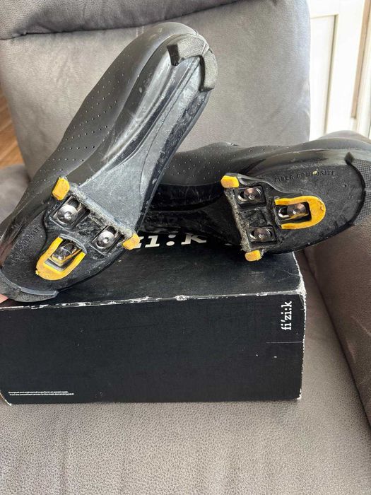 Шосейни обувки Fizik Tempo R5 + педали Shimano R550