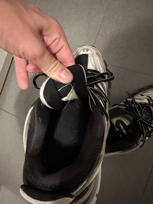 Balenciaga negru si alb