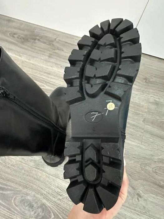Cizme din piele marimea 37