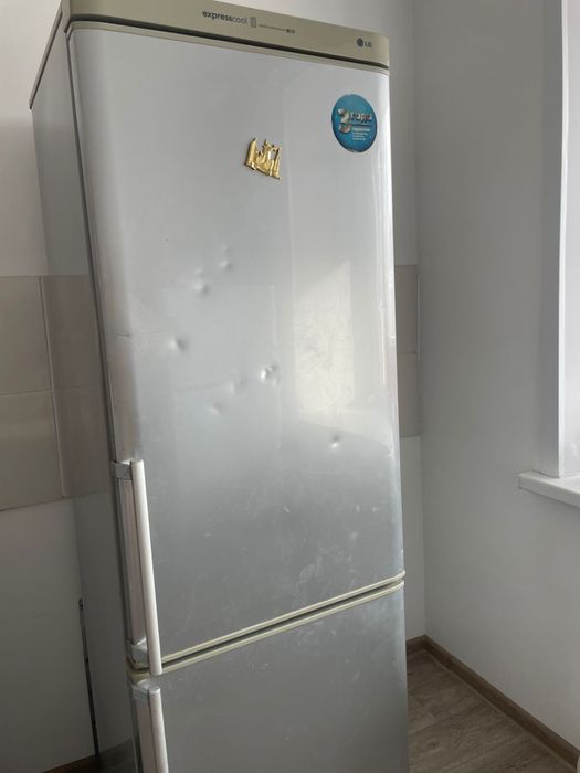 Холодильник LG б/у