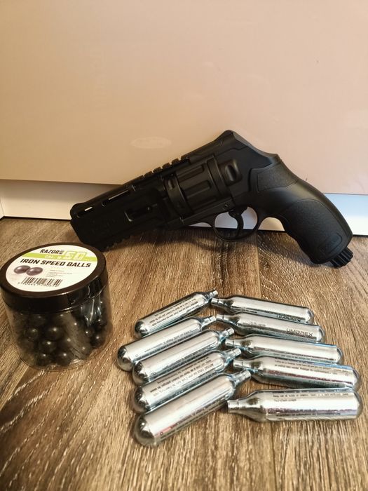 Pistol cu bile cauciuc NU necesită permis