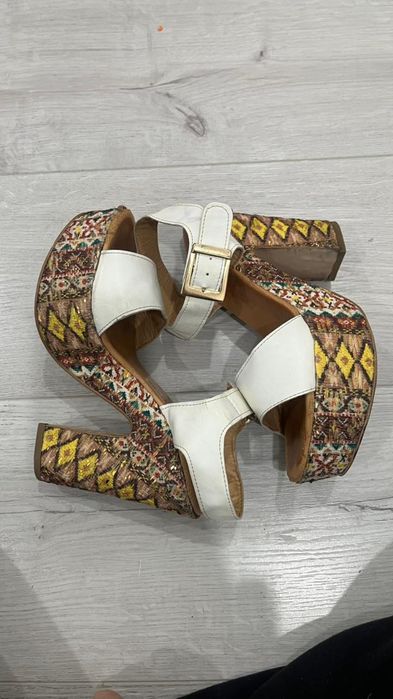 Кожанные шикарная обувь