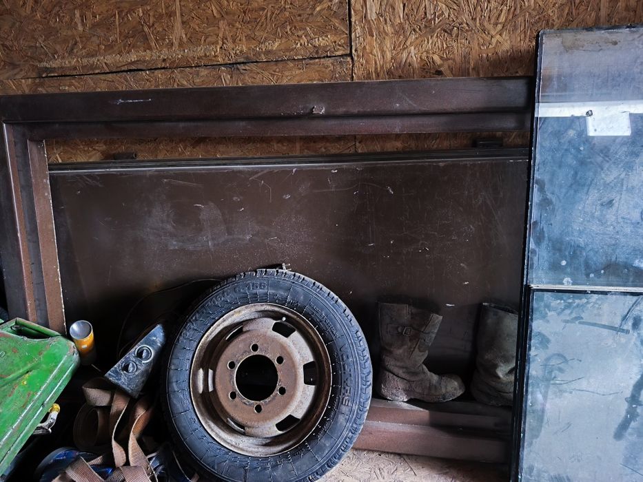 Железные двери б/у.Продам