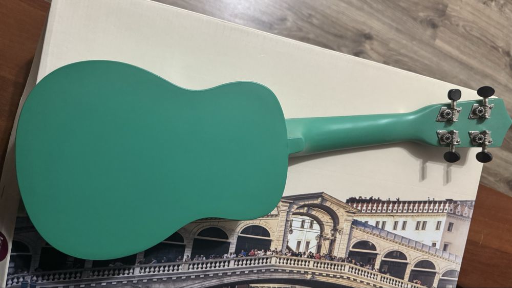 Укулеле продам Караганда