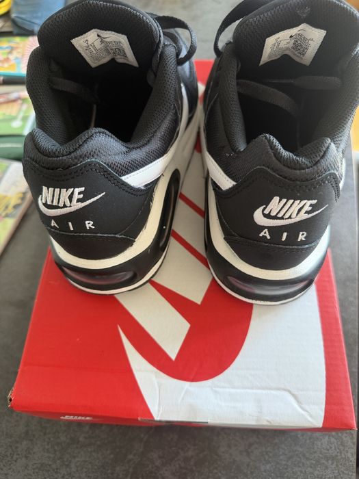 Оригинални маратонки NIKE