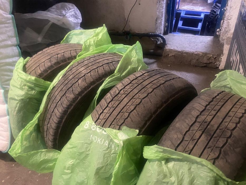 Продам 4 летних баллона  на 17