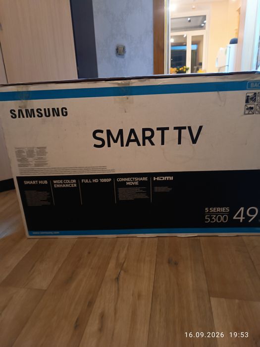 Телевизор  Samsung