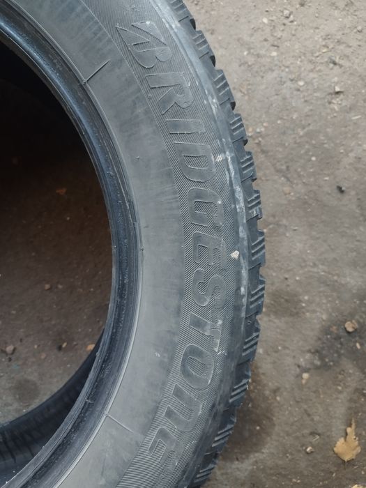 Продам Шины 235/60/R18