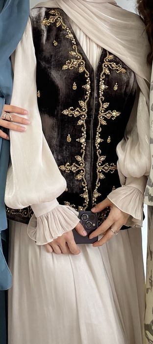 Кажекей Ayanur Atelier