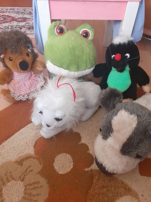 Lot jucării  plus în condiții f bună