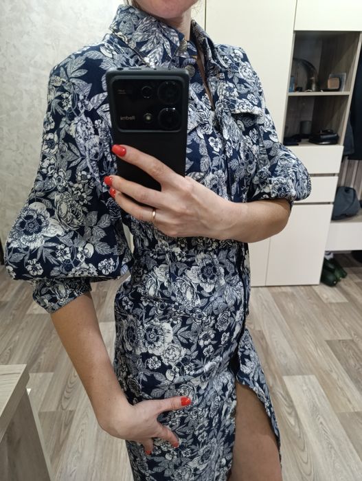 Платье шикарное для любого мероприятия