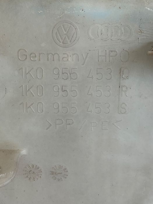 Vas Lichid De Spalare Parbriz + Pompita Audi A3 Ii 8P1 2003 - 2013 2.0