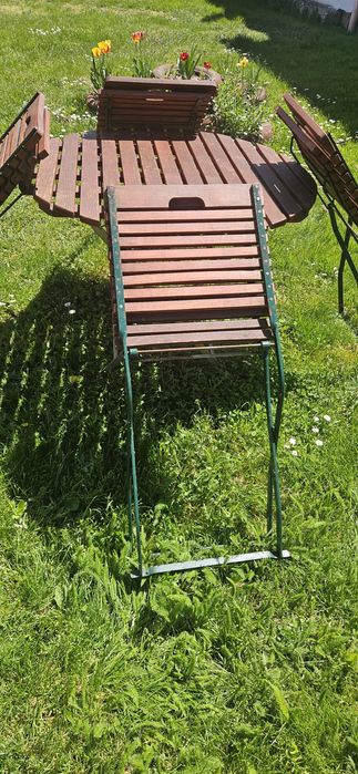 Scaune si masă de terasă pliabile
