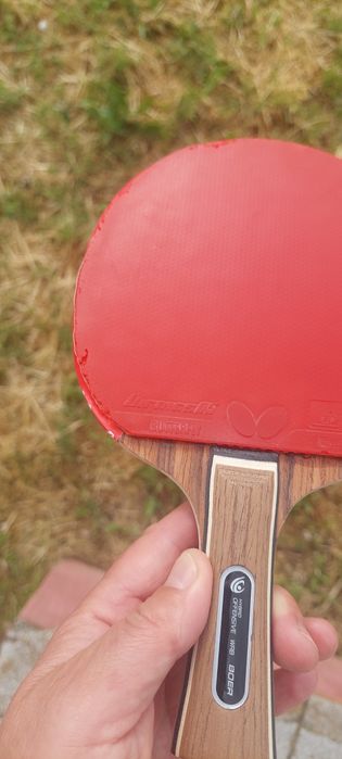 Paleta tenis  de masa Butterfly și Joola
