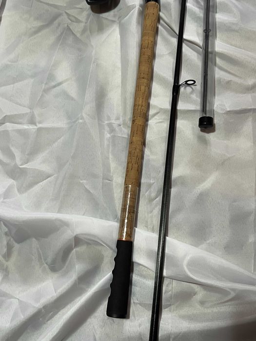 combo lanseta feeder Guru A-Class 3.6 + mulinetă Okuma 4000