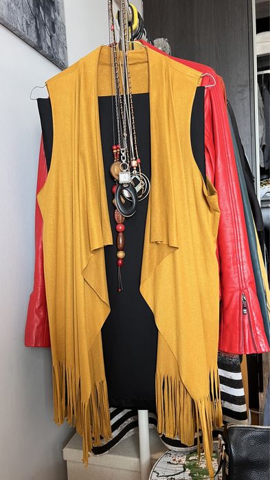Accesoriu tip jacheta