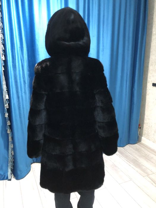 Норковая шуба черный