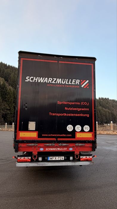 Scania R490 euro6, Semiremorca prelata Schwarzmuller