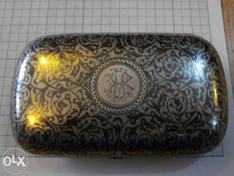 Табакера сребърна - 108,9 гр.