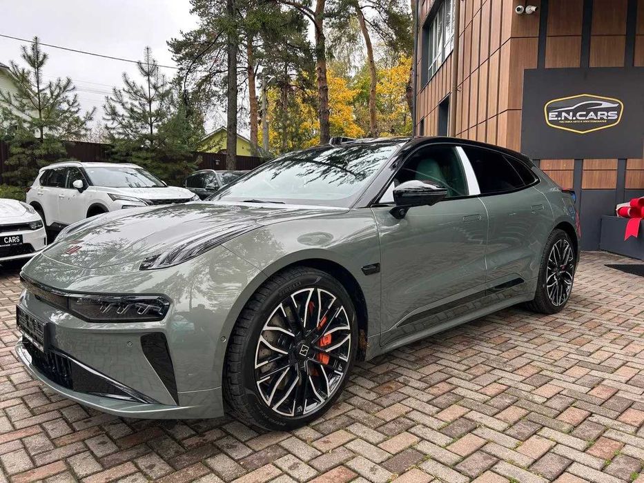 Zeekr 001 Z sport