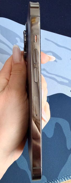 iPhone 13 Pro 256GB – impecabil, folie privacy + husă și căști incluse