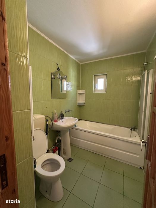 Apartament 3 camere mobilat și utilat - spre închiriere