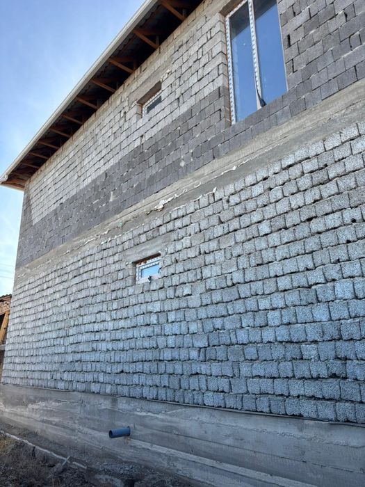 Бітпеген 2.этажды үй сатылады