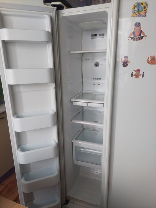 Продам холодильник