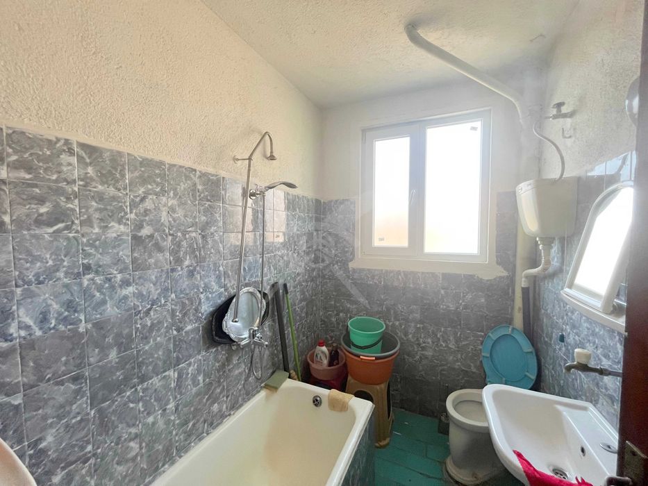 Продава се Къща в Панагюрище - 392 кв.м за 485 €/кв.м - Снимка #6