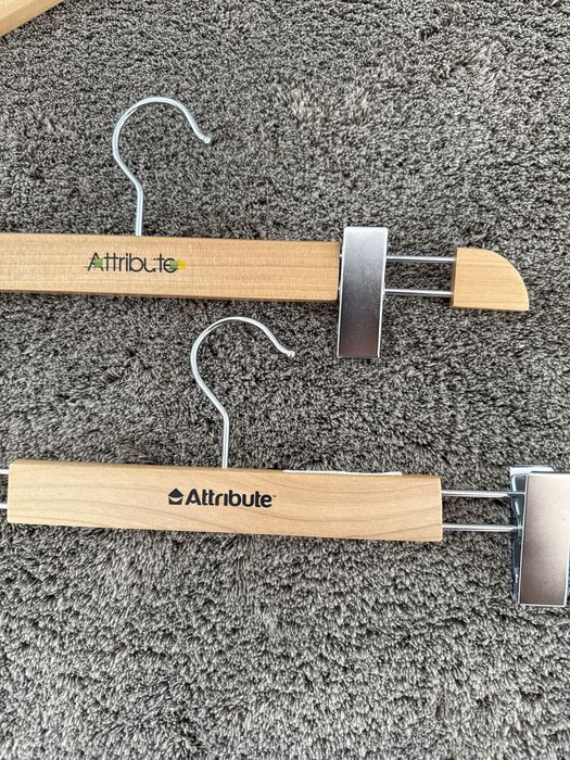 Вешалки для брюк и юбок