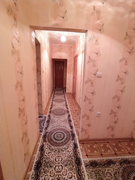 Продаётся 4 комнатная квартира,