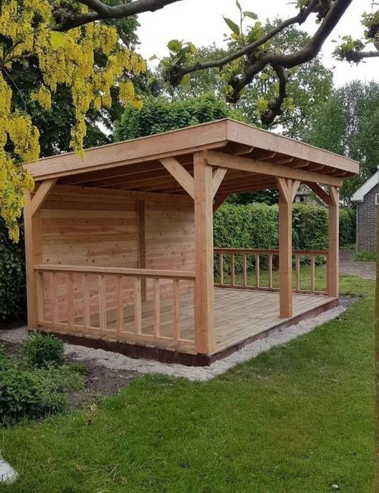 Vând foișor Terase din lemn
-foișoare la comanda
-pergole modele moder