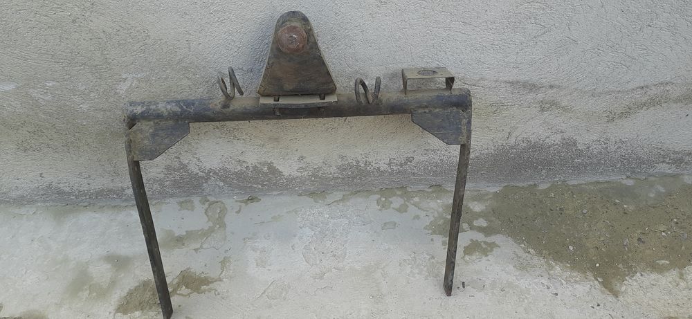 Vând carlig Dacia 1310