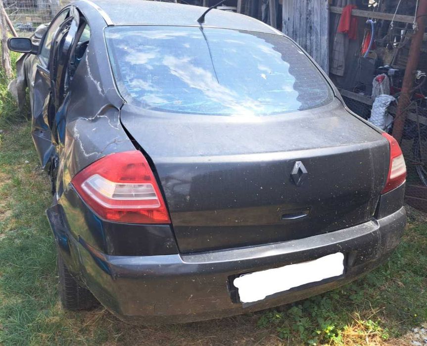 Bara Fata Spate Renault Megane 2 Sedan NFL 2002-2009