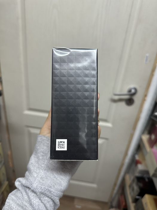 Valentino born in roma intense