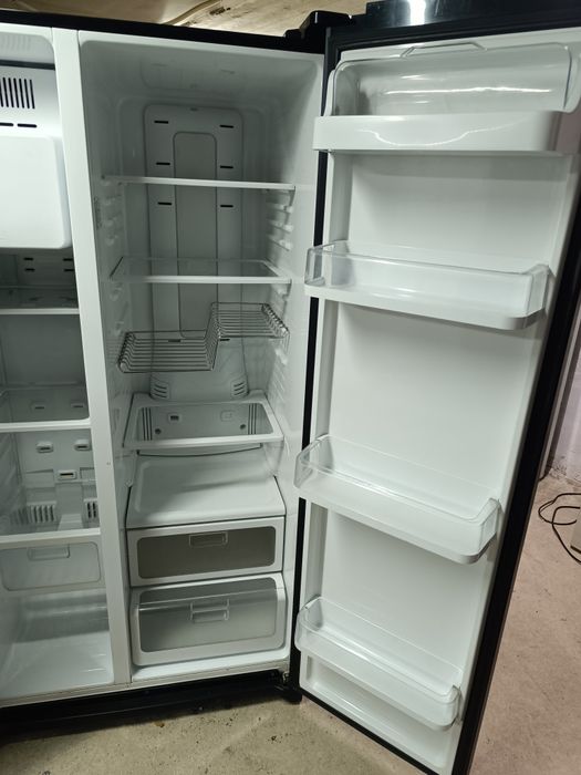 Продам холодильник Самсунг