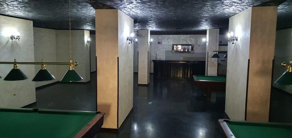 De vânzare,  de inchiriat