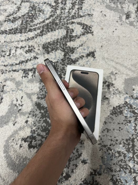 Iphone 15 pro max ochilmagan